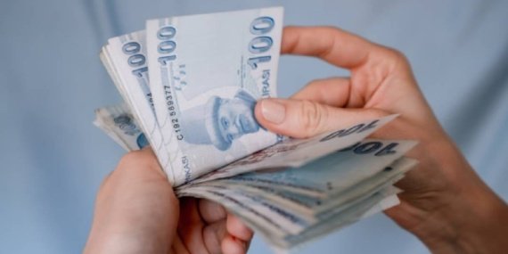 Mevduati-dolari-ve-kredisi-olanlar-icin-bankacilikta-yeni-donem-basladi-featured