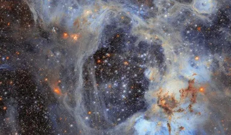 NASA 6 galakside 84 gizemli cisim keşfetti: Benzeri görülmemiş bir tür olabilir