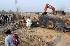 Pakistan039da-kanli-baskin-Polis-kontrol-noktasina-duzenlenen-saldirida-11-kisi-hayatini-kaybetti-featured