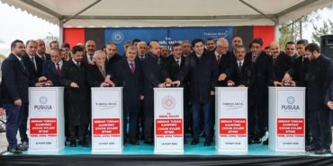 Pusulaci-devlet-erkaniyla-temel-atmis-featured
