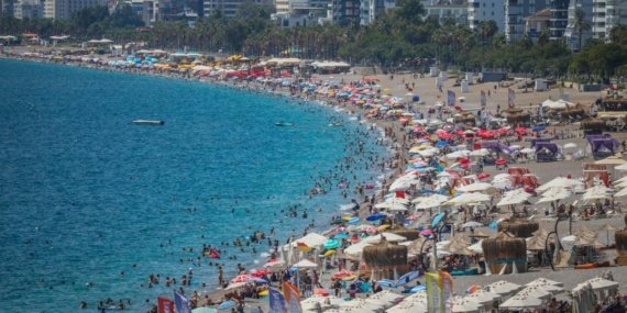 Ruslarin-turistik-ziyaretlerinde-Turkiye-zirvede-featured