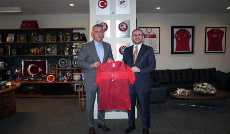 Şenol Kazancı'dan, TFF Başkanı Hacıosmanoğlu'na ziyaret