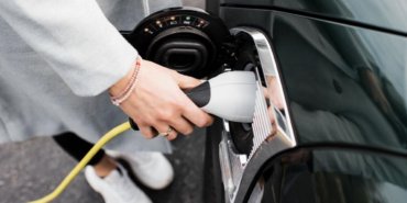 TUIK-verileri-Turkiyede-elektrikli-otomobil-sayisi-472-bini-asti-featured