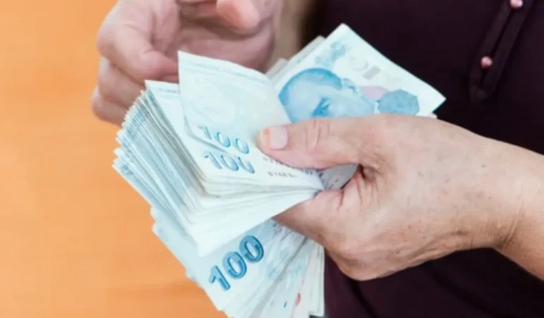 Tam bağımlı vatandaşlara destek! Evde Bakım Yardımı eylül ödemeleri hesaplara aktarıldı