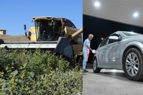 Traktor-tarlada-vatandas-yolda-kaldi-featured