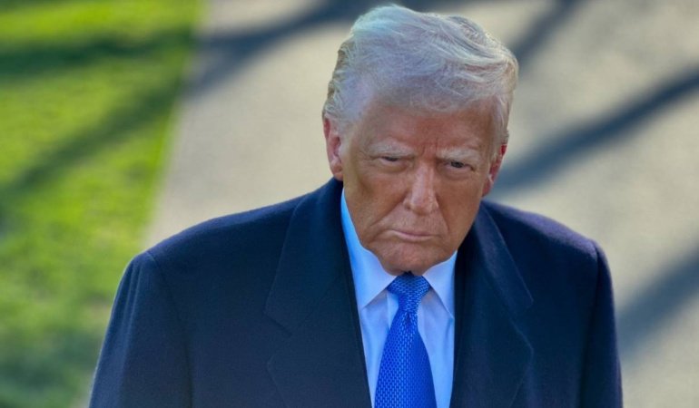 Trump'tan üç medya kuruluşuna Beyaz Saray yasağı