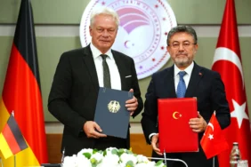 Turkiye-ile-Almanya-arasinda-tarim-ve-gidada-yeni-donem-Ticaret-hacminde-5-milyar-dolarlik-hedef-featured