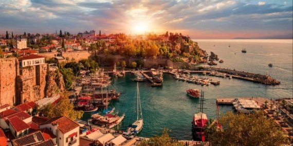 Turkiye039nin-dunya-turizminden-aldigi-pay-artirilacak-featured