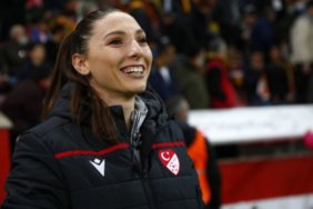 UEFA039dan-Gamze-Durmus-Pakkan039a-gorev-featured