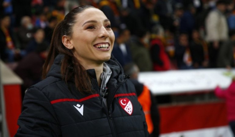 UEFA'dan Gamze Durmuş Pakkan'a görev