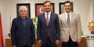 Uskudar039da-CHP039den-AK-Parti039ye-gecmisti-Tahsin-Usta-nedenini-acikladi-featured