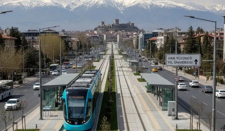 Van'daki tramvay projesini Bakanlık üstlendi