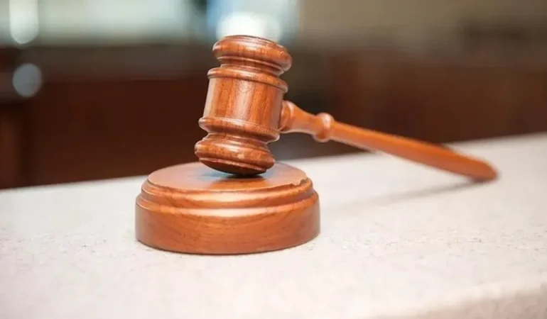 Yargitay'dan haftalik tatil ucreti aciklamasi: Fazla mesai talebi reddedildi