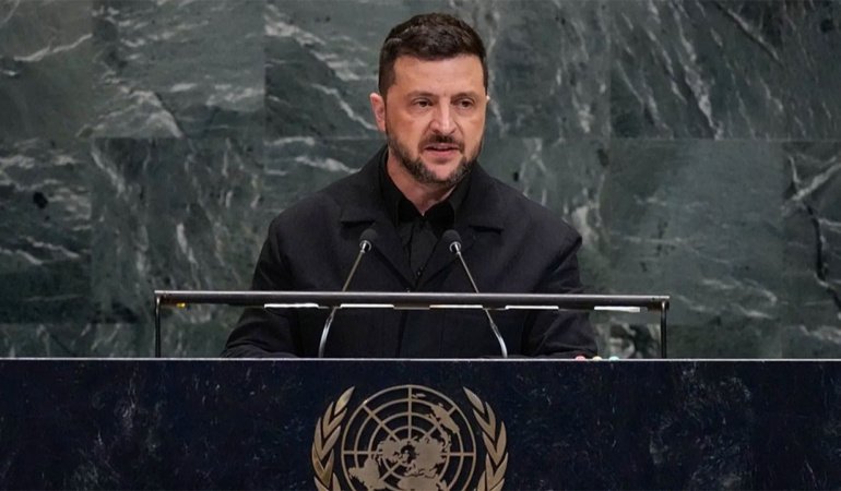 Zelenskiy: Rusya tarihinde ilk kez, petrol sektörünün son nefesini verdiğini duyuyoruz