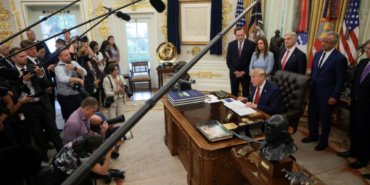 ABD-Adalet-Bakanligi-Trump039i-takip-etmeyi-durduran-yayin-kuruluslarini-sorusturuyor-featured