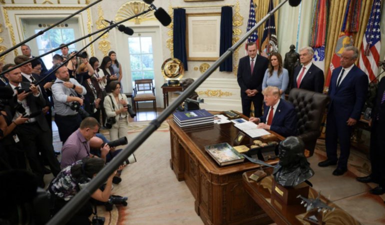 ABD Adalet Bakanlığı, Trump'ı takip etmeyi durduran yayın kuruluşlarını soruşturuyor