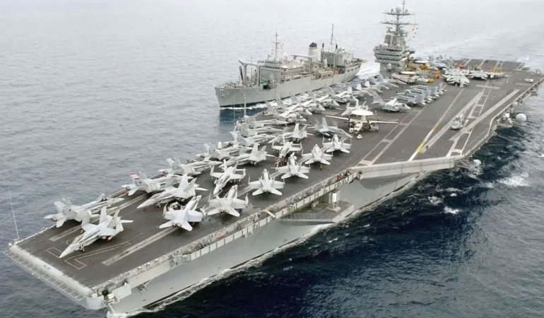 ABD'nin Orta Doğu'daki uçak savaş gemisi USS Abraham Lincoln ABD'ye döndü