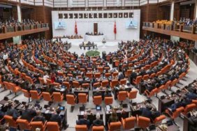 AK-Parti039ye-gececegi-soyleniyordu-Yeni-Yol-Gurubu039nu-Meclis039ten-dusuren-istifa-featured