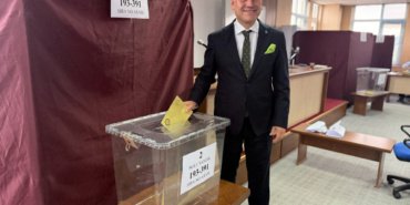 Akhisar-Ticaret-Borsasinda-Alper-Alhat-yeniden-Baskan-featured