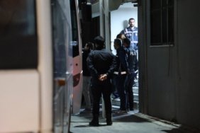 Bayrakli-Belediyesi039ne-yonelik-operasyonda-gozaltina-alinan-43-supheli-adliyede-featured