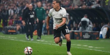 Besiktas-10-kisi-kaldigi-macta-Crystal-Palace-ile-berabere-kaldi-featured