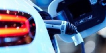 Cinli-elektrikli-araclara-ABD-duvari-Meksika039da-satiliyor-Amerikalilar-alamiyor-Elektrikli-otoda-dikkat-ceken-engel-featured