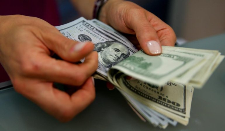 Dolar yılın 9 ayında gücünü artırdı