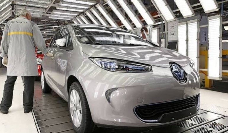 Elektrikli araç yarışında yeni hamle: Renault Fransa’ya 10 milyar euro yatıracak