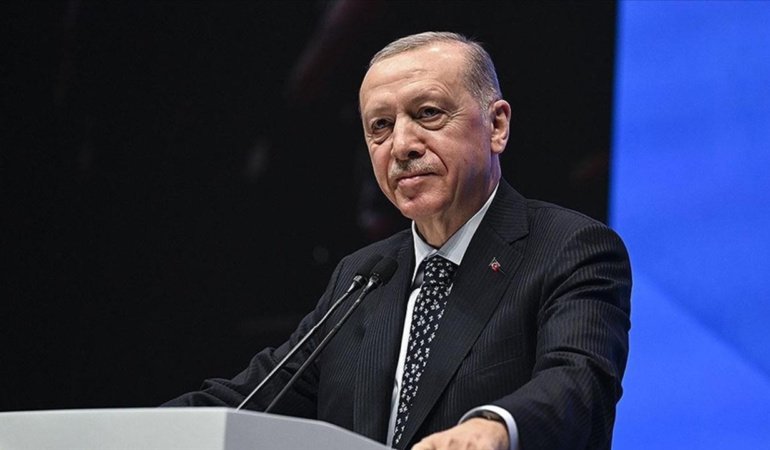 Erdoğan'dan fon soruşturması açıklaması: Kimsenin hakkını kimseye yedirmeyiz