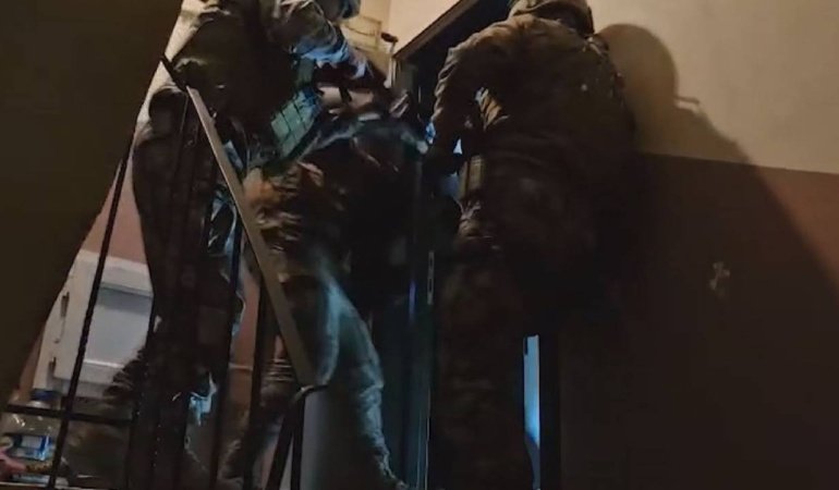 İstanbul'da El-Kaide ve DEAŞ'a operasyon: 14 gözaltı