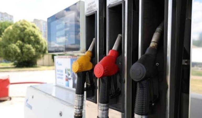 Küresel enerji piyasasındaki gelişmeler akaryakıt fiyatlarını nasıl etkileyecek?