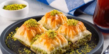 MasterChef-Ev-Baklavasi-nasil-yapilir-Puf-noktalariyla-Ev-Baklavasi-tarifi-featured