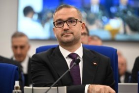 Merkez-Bankasi-Baskani-Karahan-Fonlardaki-cikislar-mevduata-yoneldi-featured