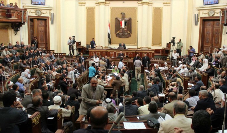 Mısır'dan Suudi Arabistan'a askeri destek kararı