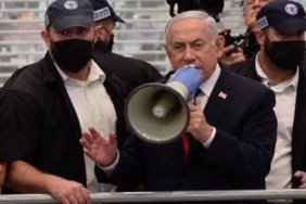 Netanyahu-megafonla-AVMdekilerden-oy-istedi-Video-featured