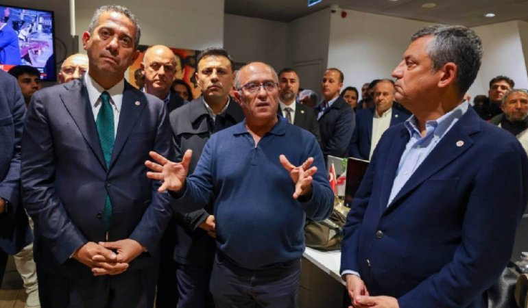 Özel'den Halk TV'ye ziyaret: Hedef alınan, halkın haber alma hakkıdır