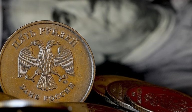 Polonya Başbakan Yardımcısı: Ruslar dondurulan paralarını rüyalarında görürler