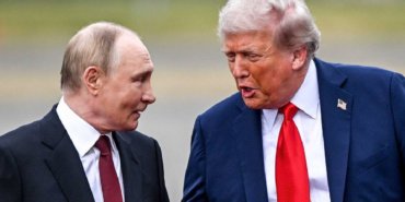 Putin-Trump-gorusmesinin-perde-arkasi-15-saat-konustular-telefonu-ayni-anda-kapattilar-featured