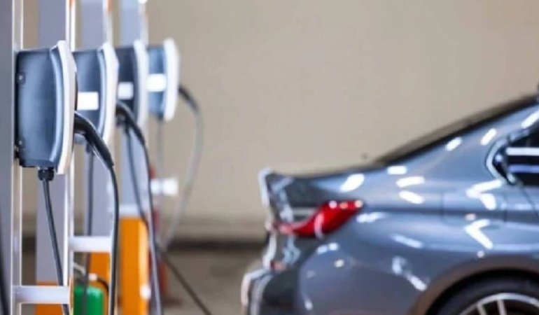 Şarj süresi 4 dakikaya kadar indi: En hızlı şarj olan elektrikli otomobiller açıklandı