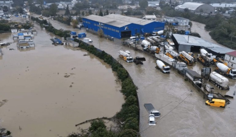 Sel felaketinin faturası belli oldu: 3 bin ihbar, 4,5 milyar liralık ödeme