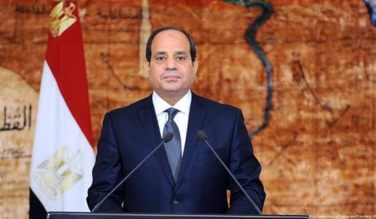 Sisi anayasayı değiştirmeyeceklerini açıkladı 2030’u işaret etti
