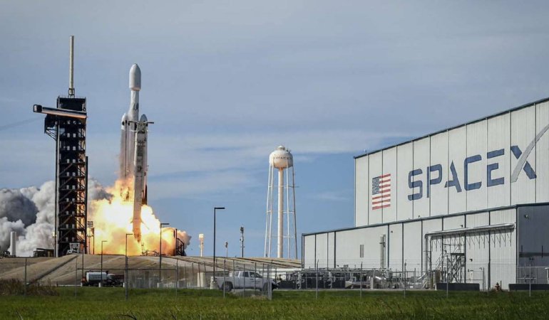SpaceX'ten yapay zekaya 40 milyar dolarlık finansman hamlesi