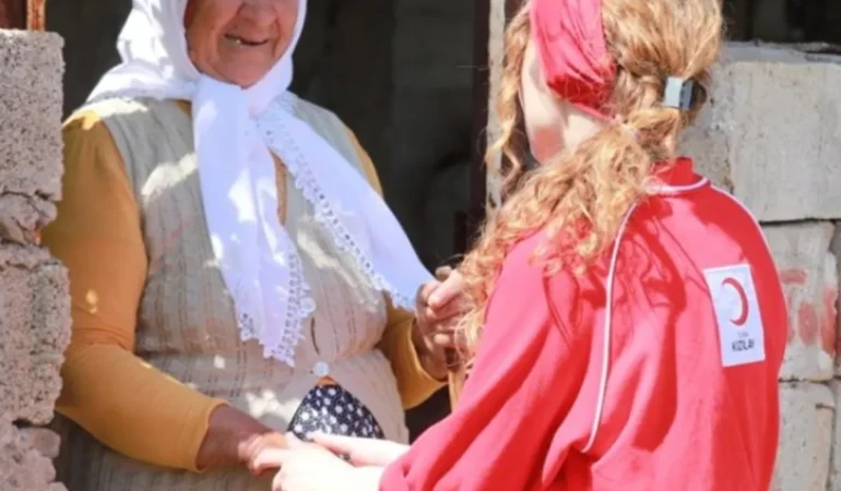 Türk Kızılay personeline nakdi tazminat düzenlemesi Meclis yolunda