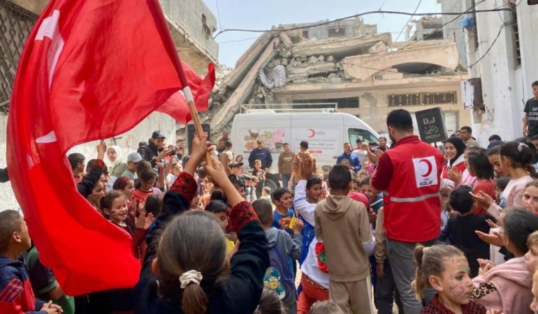 Türkiye'nin yardım eli her zaman Gazze'nin üzerinde oldu